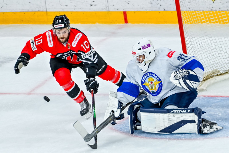 ХК «Рязань-ВДВ» не устоял в матче с «Металлургом»